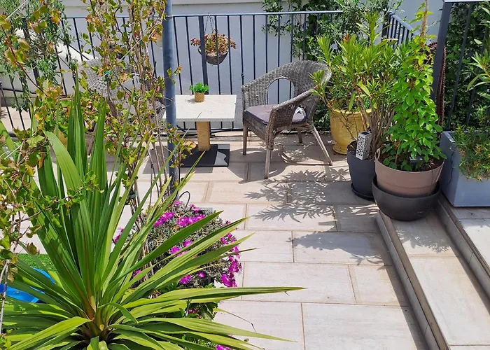 Le Petit Patio